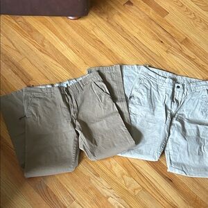 2 pair Columbia men’s pants
